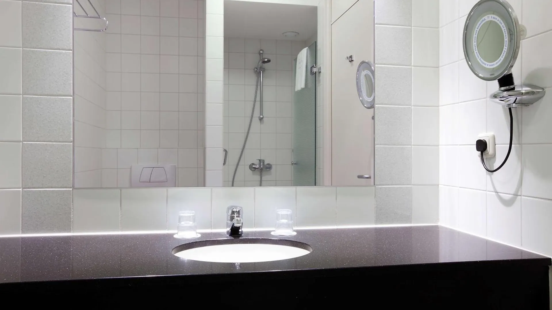 Nh Maastricht Hotel 4*,  Netherlands